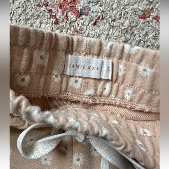 Jamie Kay Sweatshirt & Short Set- Light Pink Floral, lyr - Picture 11 of 12